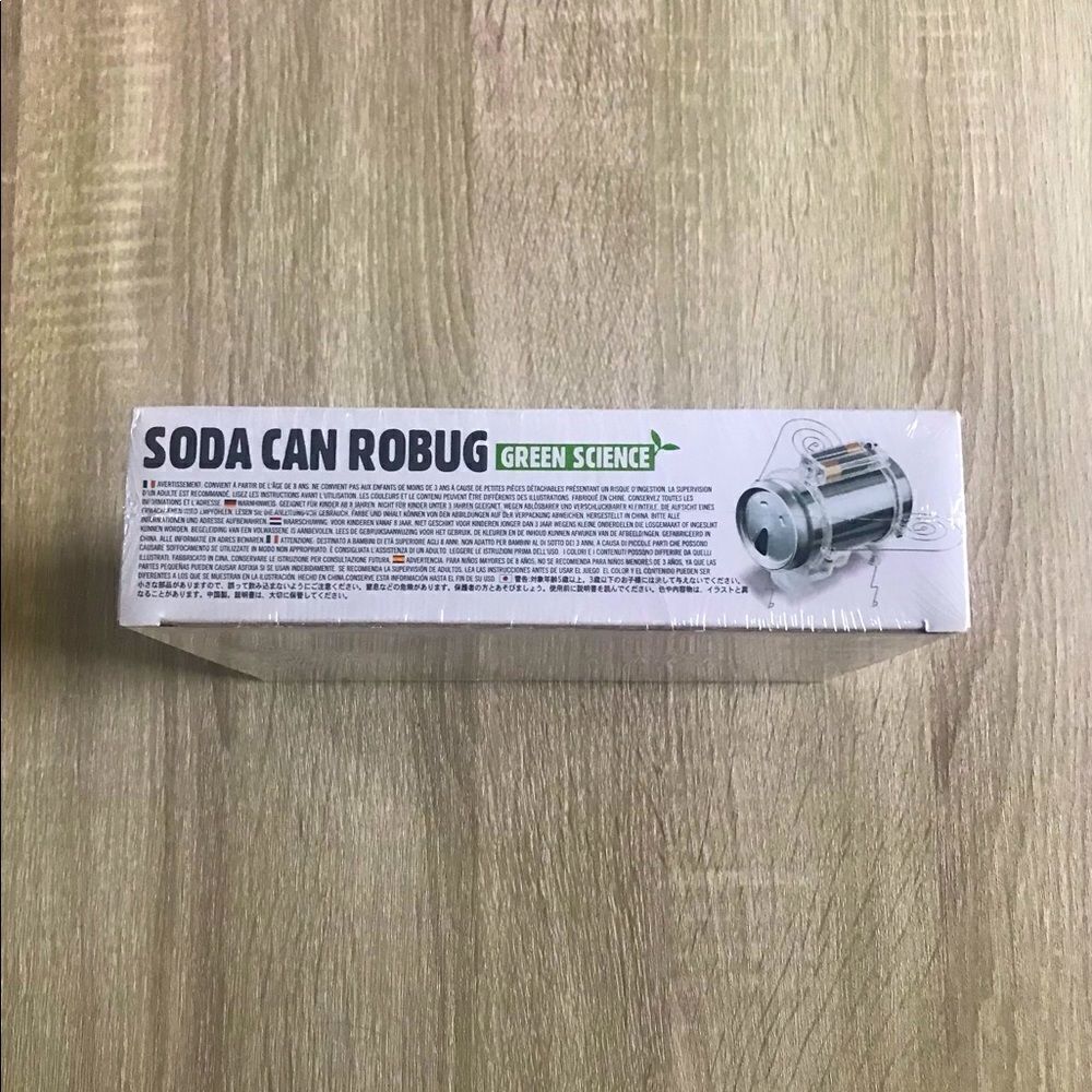 NWT … GREEN SCIENCE “Soda Can” Robug - Picture 6 of 6